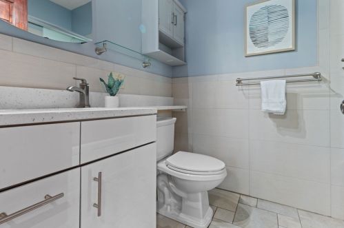 78 Hbr Vw St, Boston MA exterior