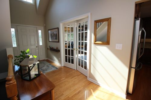 907 Wedgewood Dr, Bull Valley, IL 60014-6970