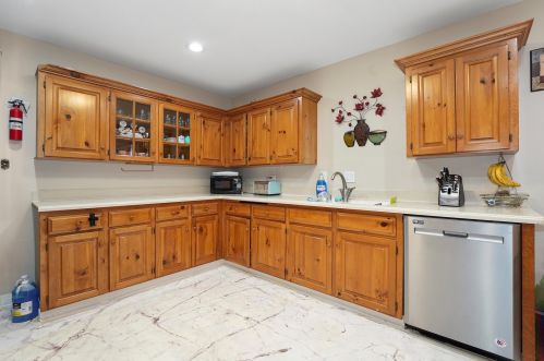 5616 Kolin Ave, Chicago IL 60629-4838 exterior