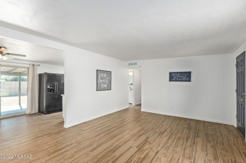 4550 25th St, Tucson AZ  85711-5719 exterior