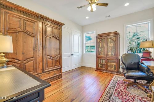 6 Raintree Ln, Bluffton SC 29909-5102 exterior