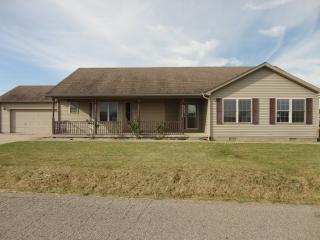 1768 County Road 950, Seymour IN  47274-8939 exterior