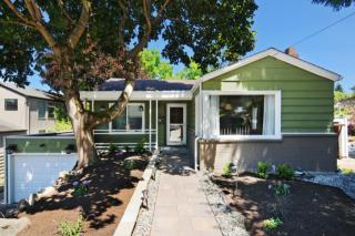 312 94th St, Seattle, WA 98115-2729