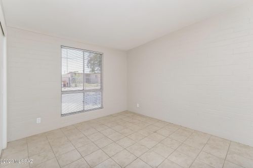 825 Illinois St, Tucson AZ  85714-1215 exterior