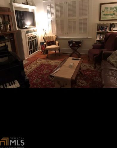 1528 Cambridge Ave, Atlanta GA 30337-2110 exterior