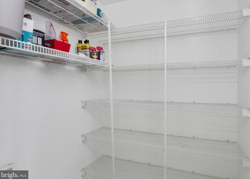 136 Foxtree Dr, Glen Burnie MD 21061-6357 exterior