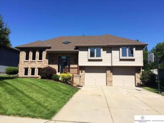 17218 Pine St, Omaha NE  68130-1126 exterior