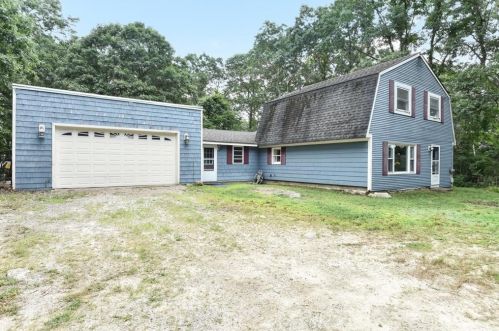 153 Boston St, Coventry, RI 02816-8012