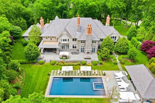 3 Ter Cir, Armonk NY 10504-1112 exterior