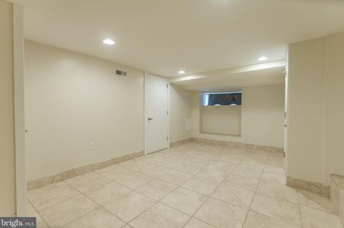 2943 16 St, Philadelphia PA 19132-2226 exterior