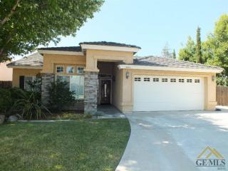 9423 Cripple Creek Ave, Bakersfield, CA 93312-5081