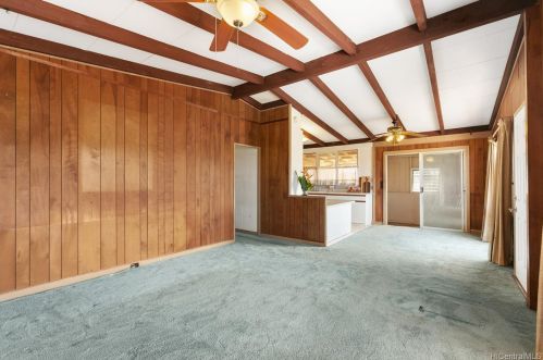 4325 Likini St, Honolulu, HI 96818-1137