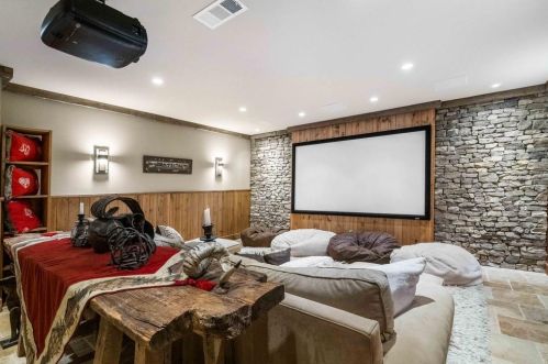 4968 Long Is Dr, Atlanta GA 30327-4904 exterior