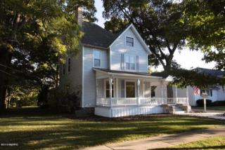 414 Bridge St, Plainwell, MI 49080-1802