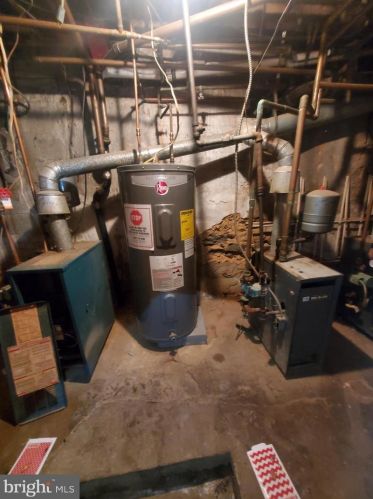 161 Godfrey Ave, Philadelphia PA 19126-3829 exterior