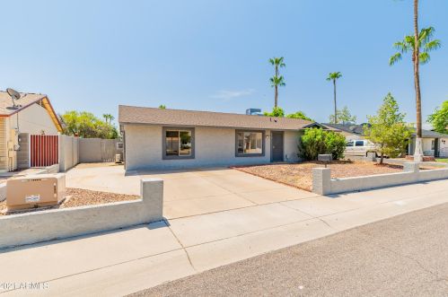 3319 Campo Bello Dr, Phoenix AZ  85032-2027 exterior