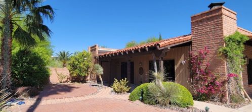 4504 Camino Campero, Tucson AZ  85750-6300 exterior