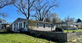 115 Fern Hollow Rd, Moon Twp, PA 15108-1102