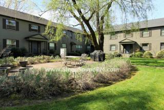 3713 42nd Ave, Portland OR  97206-3204 exterior