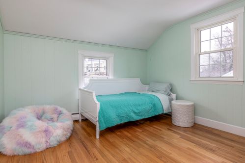 108 Capisic St, Portland ME  04102-2247 exterior