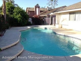 3804 Rainier Ct, Bakersfield CA  93312-3942 exterior