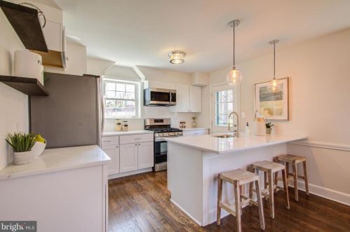 2104 Plyers Mill Rd, Silver Spring MD 20902-4223 exterior