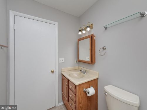 1058 5th St, Glen Burnie MD 21060 exterior