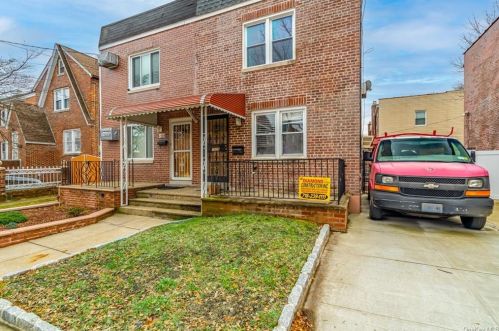 1506 Hawthorne St, Bronx, NY 10469-5906