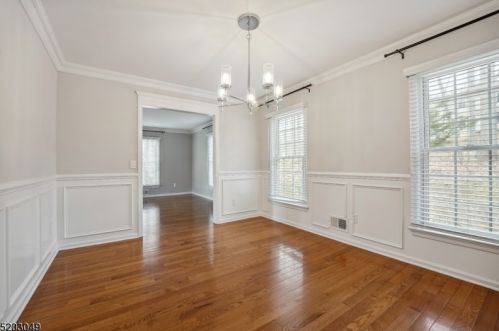 7 Deerwood Trl, Warren NJ  07059-5559 exterior