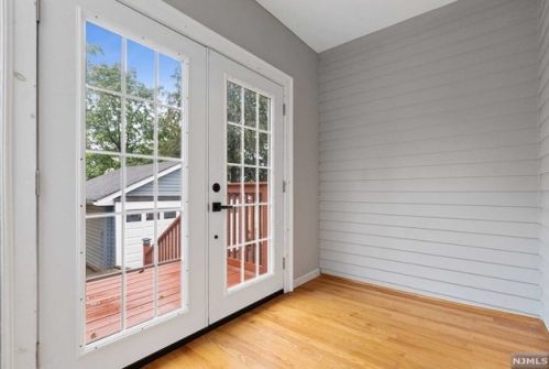 72 Hughes St, Maplewood NJ  07040-3304 exterior