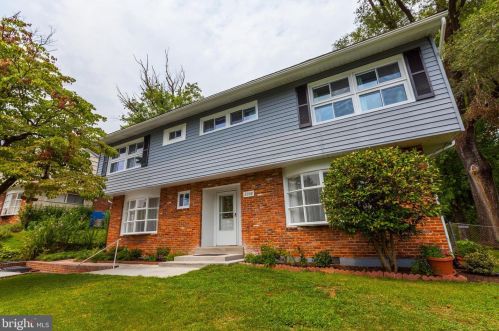 2208 Mcauliffe Dr, Rockville, MD 20851-1548