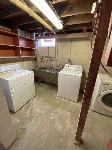 5300 87 St, Milwaukee WI 53225-3512 exterior