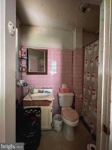 2113 65 St, Philadelphia PA 19139-1006 exterior