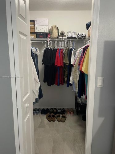 611 Addie St, Fort Pierce FL 34983-1842 exterior