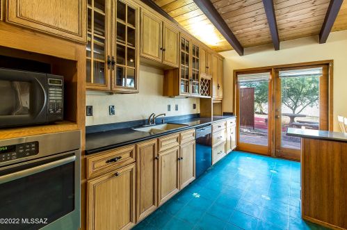 2110 Water St, Tucson AZ  85719-3437 exterior