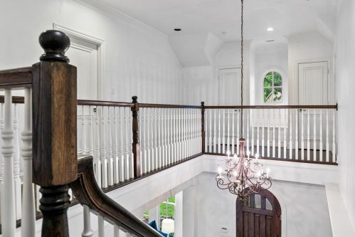 2853 Fondren Dr, Dallas TX 75205-1911 exterior