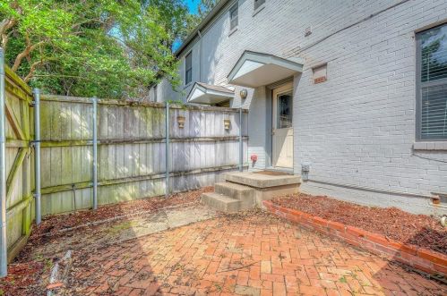 5006 Hall St, Dallas TX 75235-8814 exterior