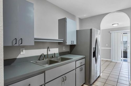 8718 Fish Lk Rd, Tampa FL 33619-4967 exterior