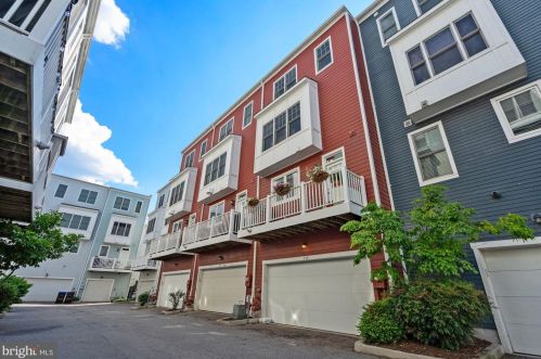 715 Alfred St, Alexandria VA 22314-1825 exterior