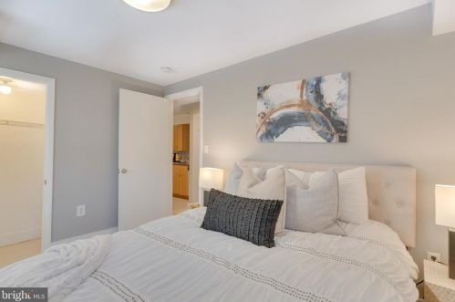 1465 Meridian Pl, Washington DC 20010-1923 exterior