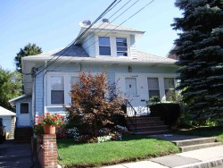 30 Adams Ave, Newton, MA 02465-1003