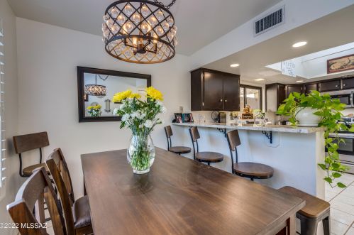 840 Placita Del Mirador, Tucson AZ  85718-1957 exterior