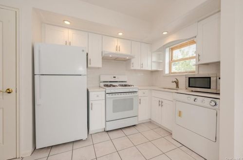 3047 Harding Ave, Bronx NY exterior