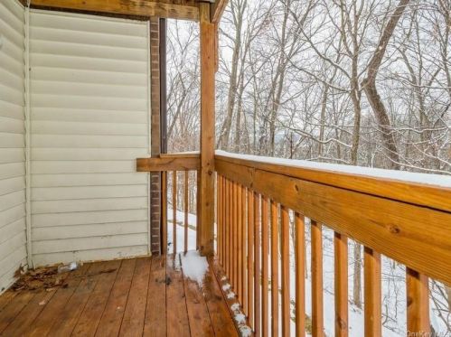 3 Hook Rd, Poughkeepsie NY  12601-1110 exterior