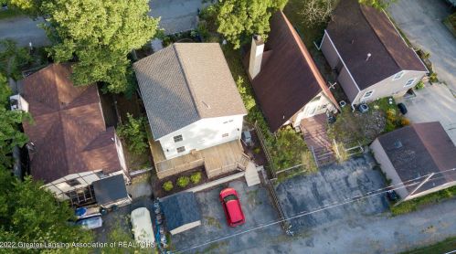 6249 Reynolds Rd, Haslett MI 48840-8906 exterior