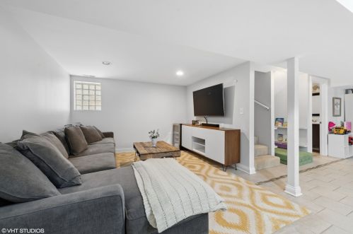 4839 Christiana Ave, Chicago IL 60625-5201 exterior