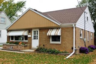 8920 Morgan Ave, Milwaukee, WI 53228-1558