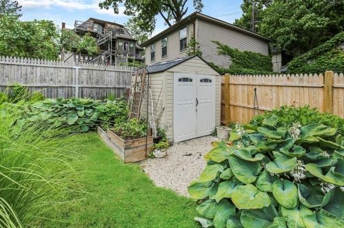 264 Highland St, Worcester MA 01602-2112 exterior