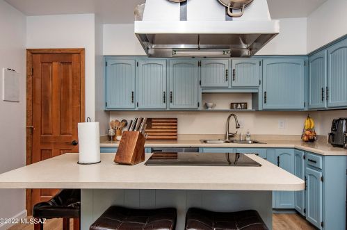 2955 Gymkhana Way, Tucson AZ  85742-9054 exterior