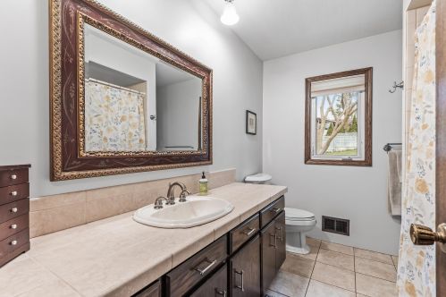 1402 18 Ave, Saint Paul MN 55112-5514 exterior